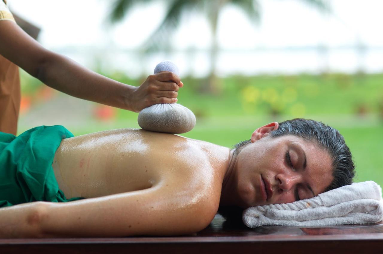 Ayursoma Ayurveda Royal Retreat Hotel Kovalam Exterior photo
